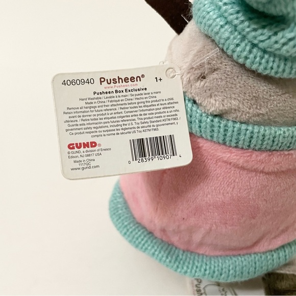 Pusheen Plush Cat Lot of 2 10th Anniversary Pizza and Winter Sweater Cat - Picture 4 of 15